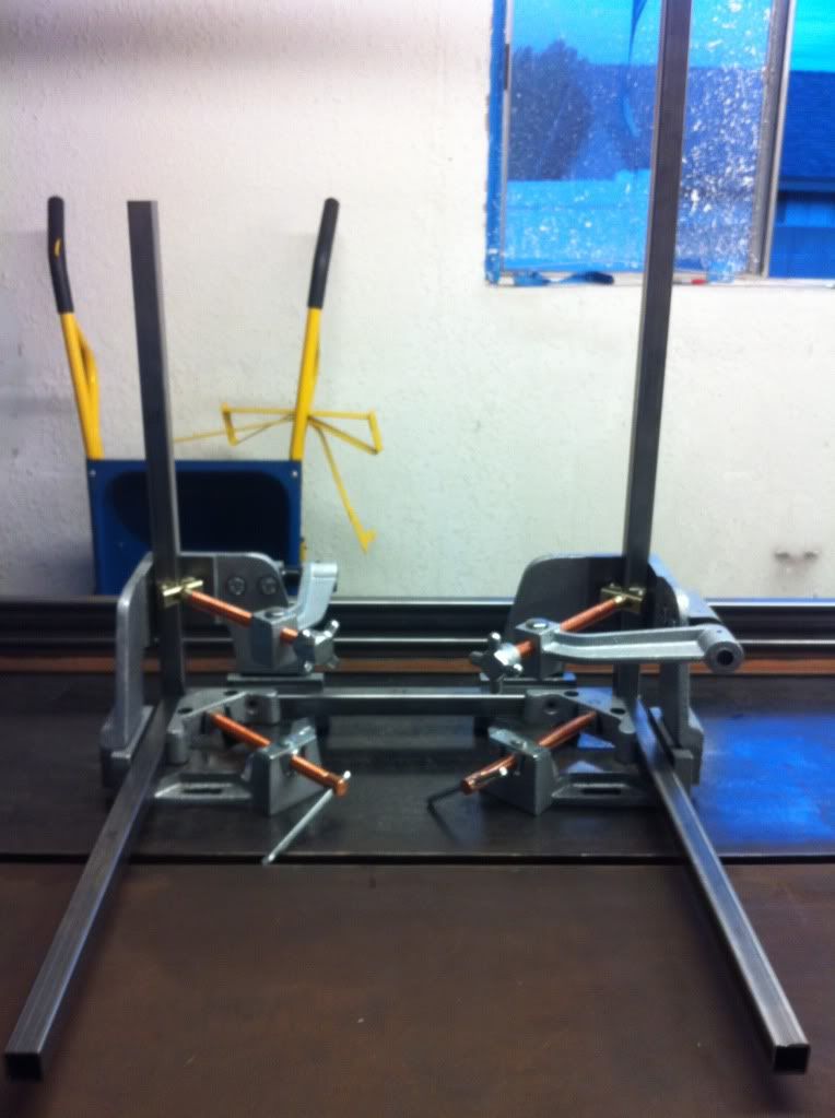 Heavy duty corner clamp... Anyone used one of these?