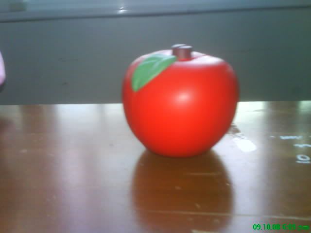 red apple(: