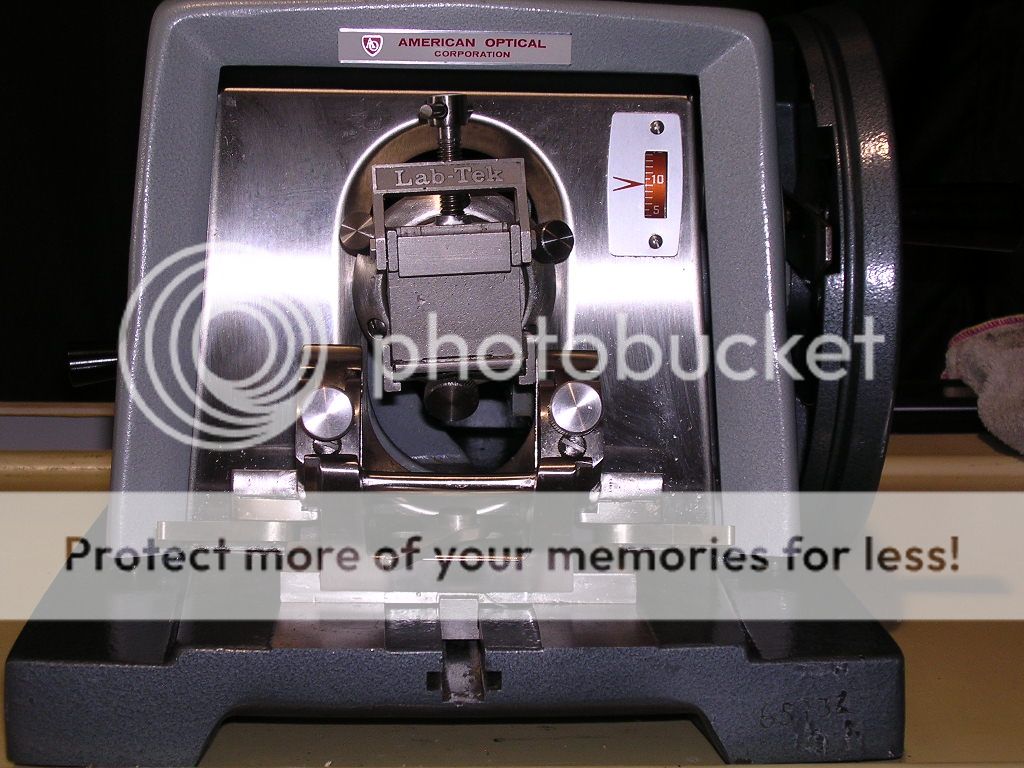 American Optical Corp. 820 Microtome  